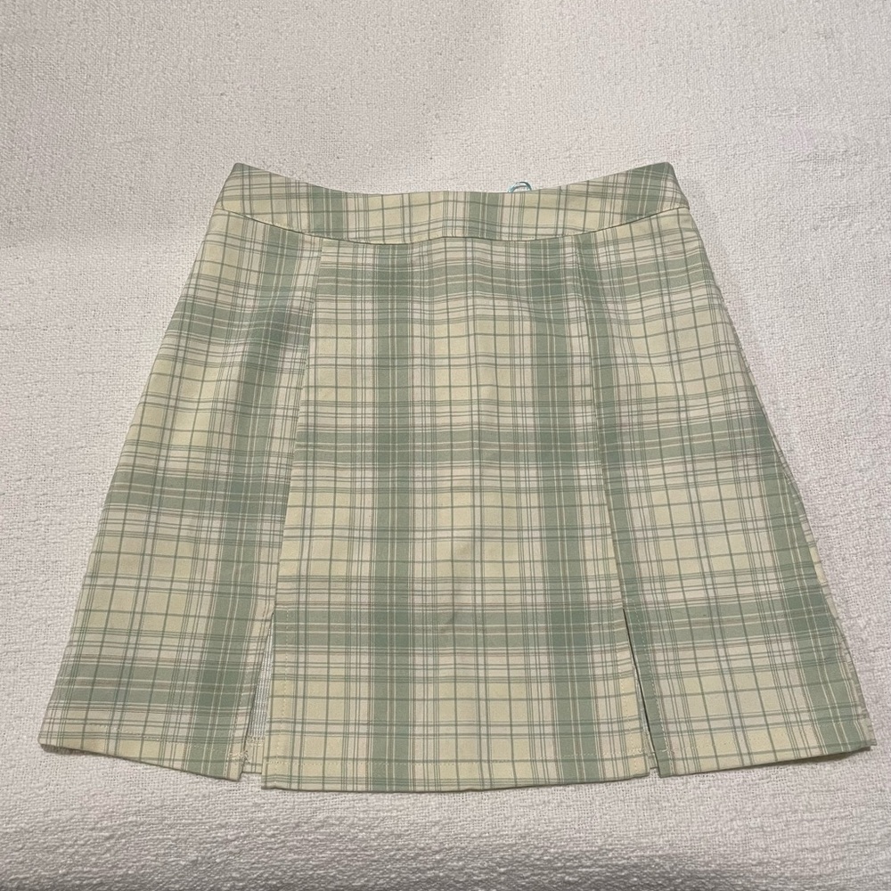 Green plaid mini skirt
